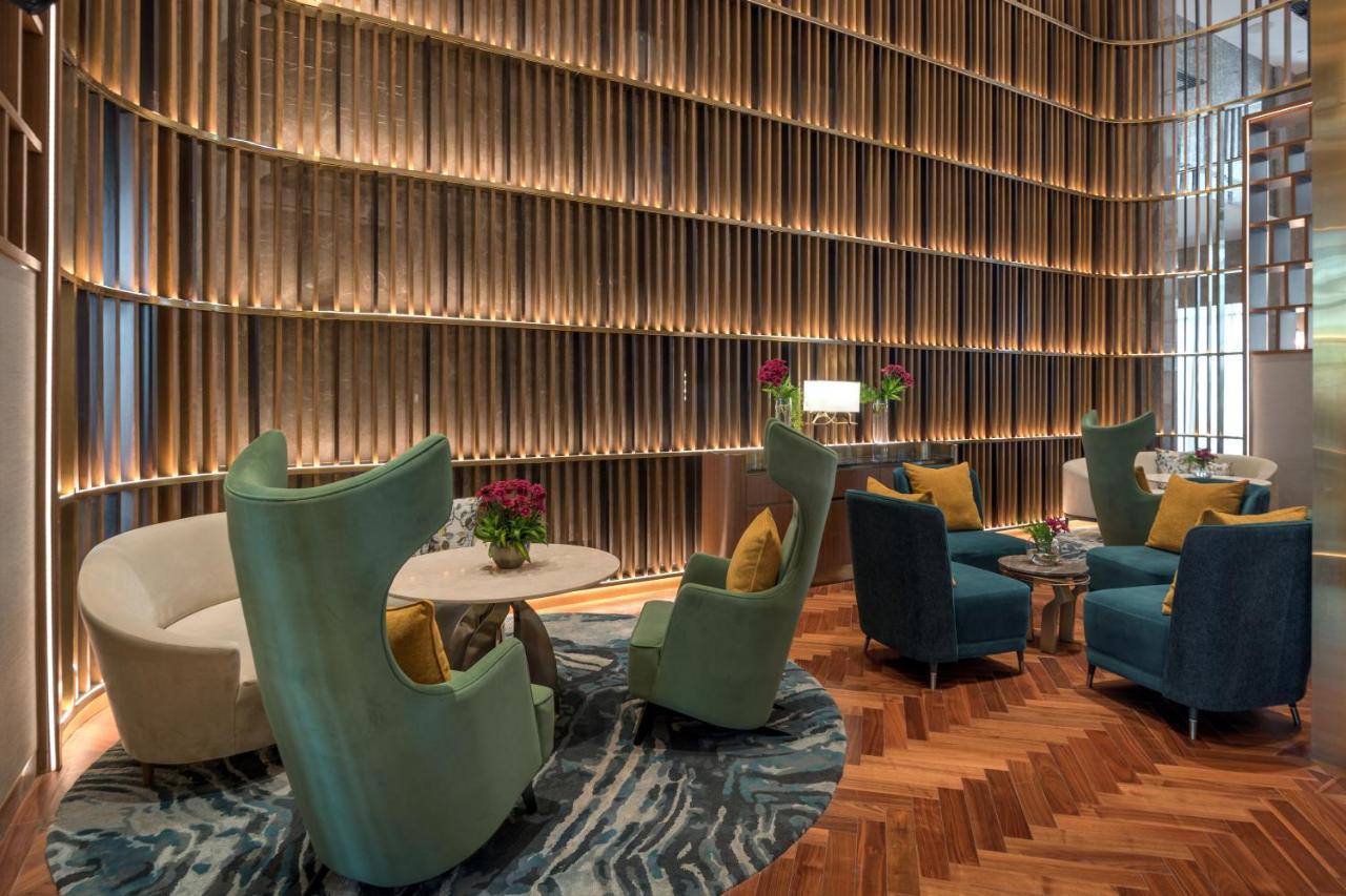 Radisson Blu Hotel & Spa, Nāsik Eksteriør bilde