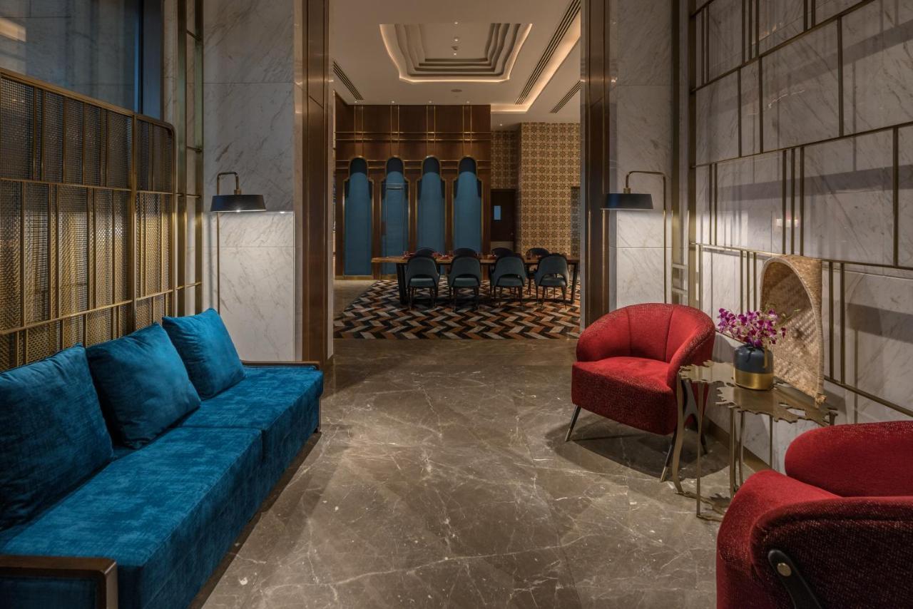 Radisson Blu Hotel & Spa, Nāsik Eksteriør bilde