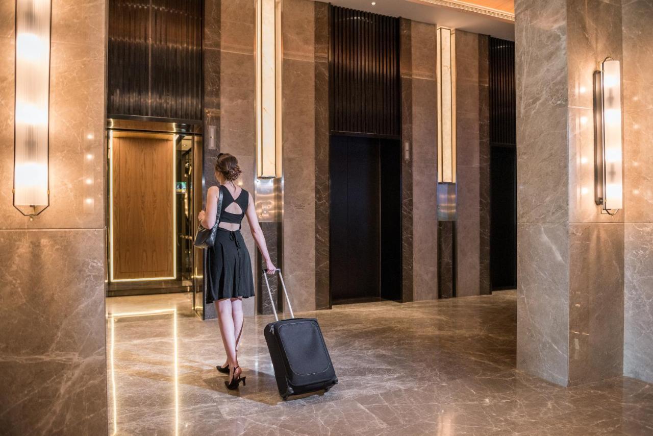 Radisson Blu Hotel & Spa, Nāsik Eksteriør bilde