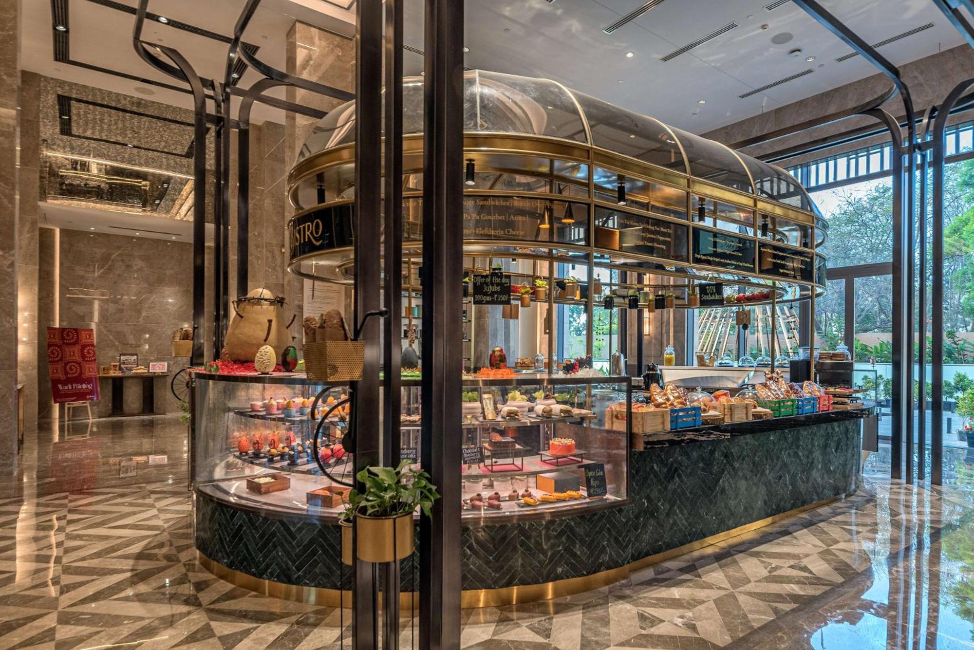 Radisson Blu Hotel & Spa, Nāsik Eksteriør bilde